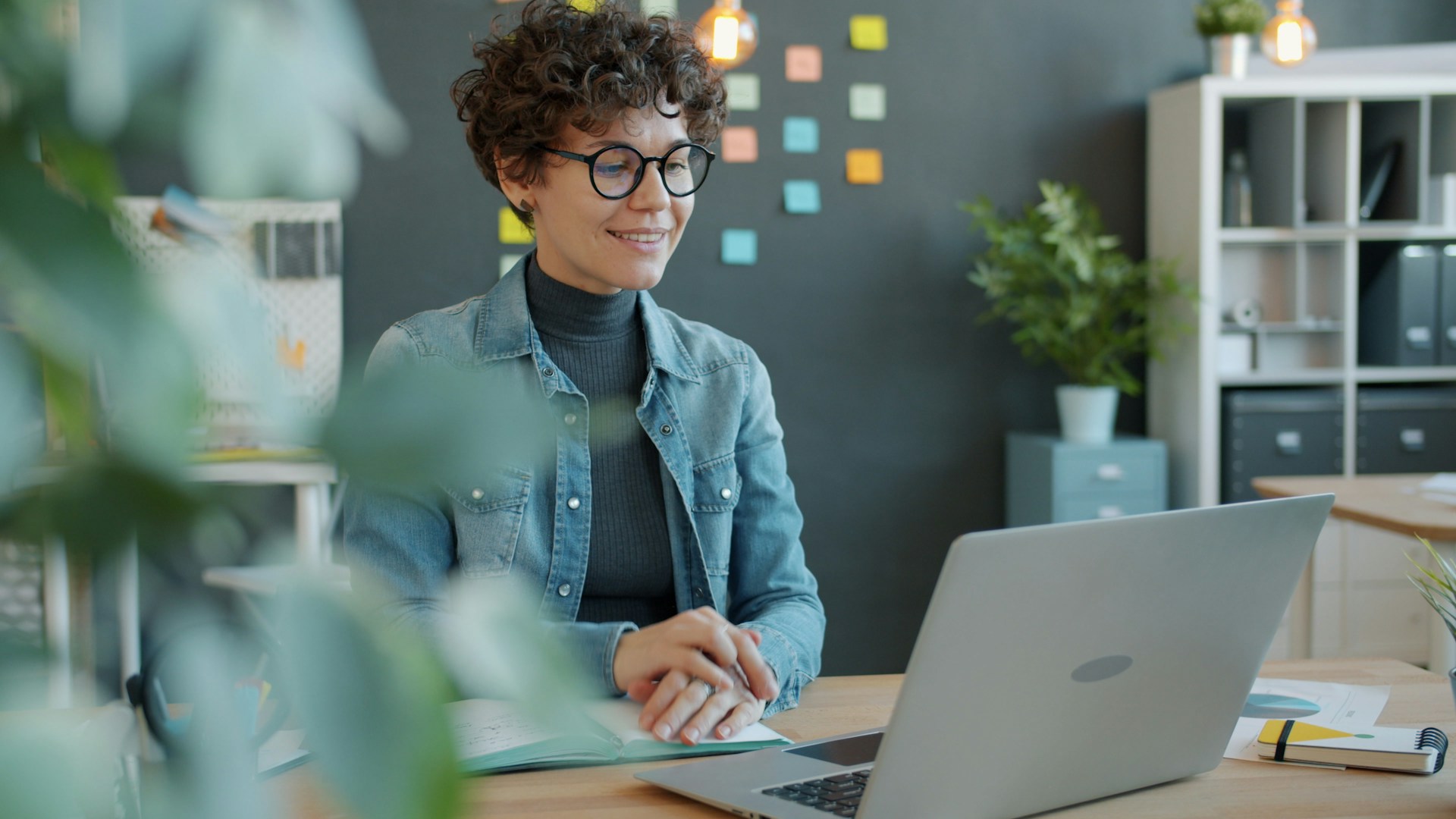 Organic LinkedIn company page growth: 3 tactics that actually work